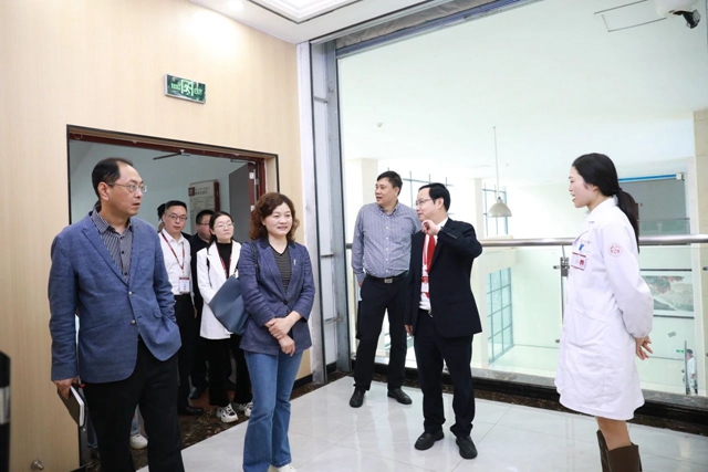 【关注】西南医科大学领导到合江县中医医院开展“访企拓岗”考察调研活动(图6) 微信图片_20240426093745.jpg