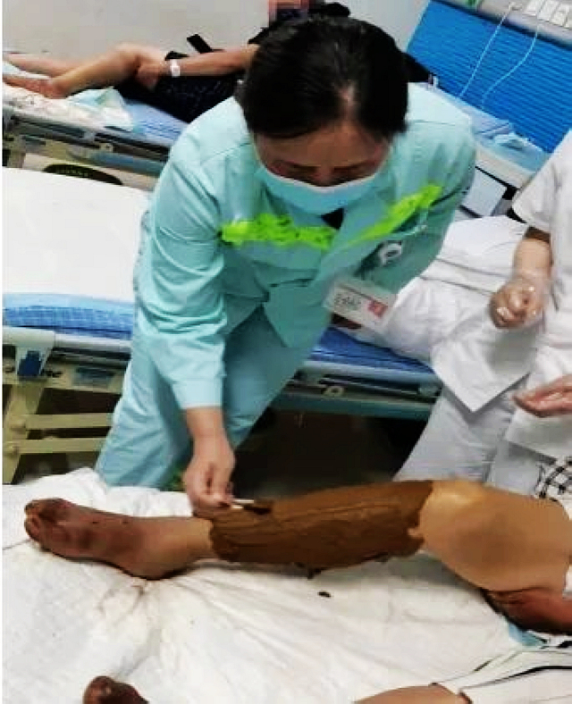 【警惕】蛇出没,爆头又咬脚,已进入高发季,要当心......(图4) nEO_IMG_4.jpg