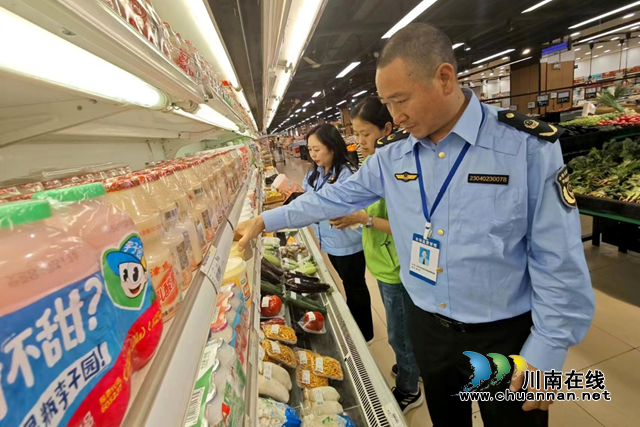 龙马潭区加强“五一”节前食品安全检查
