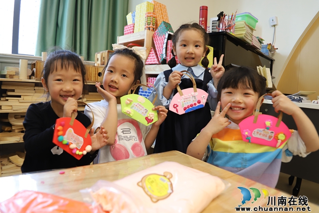 浓浓感恩心 情暖母亲节 | 叙永南城幼儿园分园（盛世华都幼儿园）开展母亲节主题活动