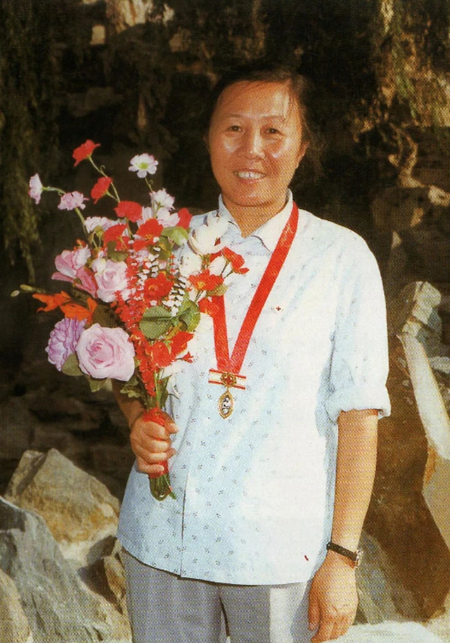 她是四川省第一位“南丁格尔”奖章获得者,85岁仍在工作!她还有个小心愿……(图5) 5.jpg
