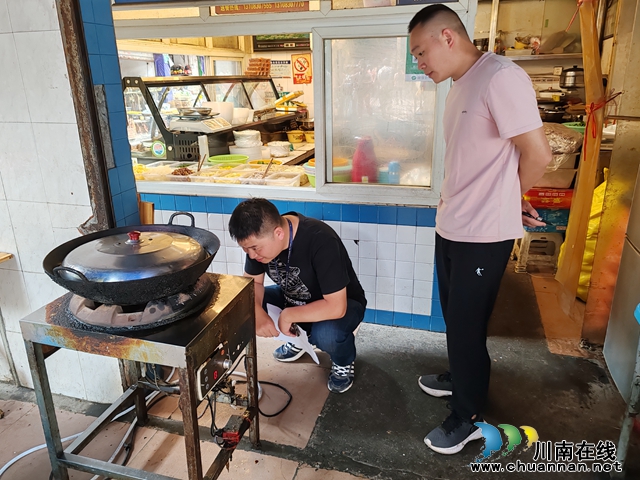 龙马潭区小市街道联合区应急局开展醇基燃料专项排查整治行动