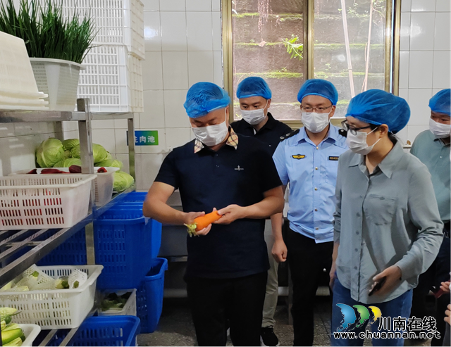 泸州市市场监管局对纳溪区开展高考前食品安全督导工作