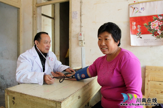 仁医仁术！纳溪王文银54年不出山村为群众守护健康