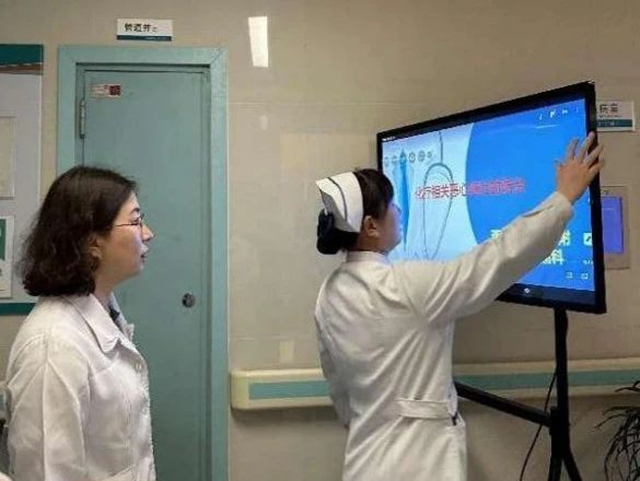 西南医大附院又一“国家级规范化示范病房”被授牌(图7) 7.jpg