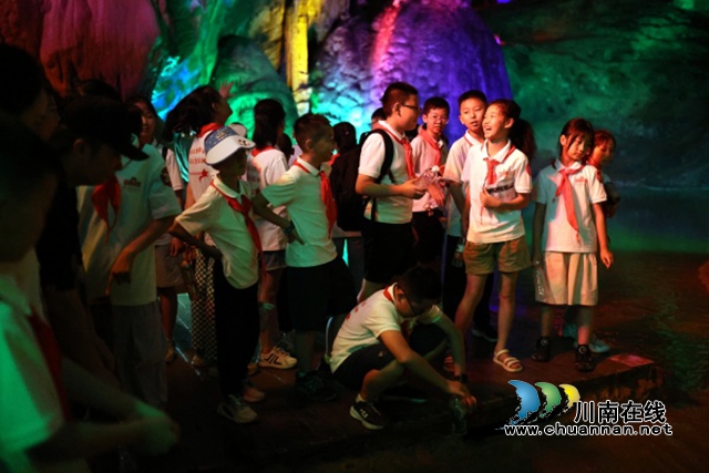 2024年泸州青少年红色文化研学行活动走进古蔺双沙(图3) 3.jpg