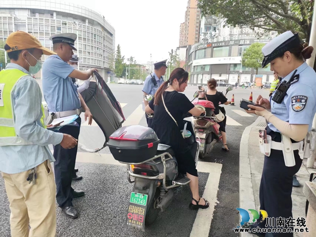 泸县玉蟾街道：交通安全整治在行动 守护群众出行安全线