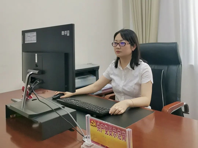 点赞！古蔺王旭被评为“最美四川农发行人”