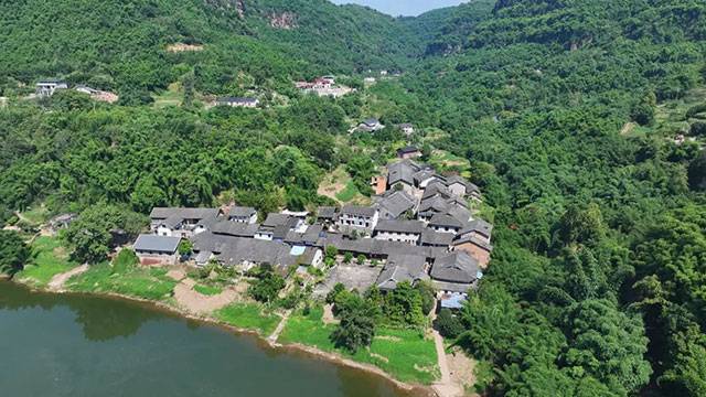 纳溪：近300座明清传统建筑“隐居”永宁河畔