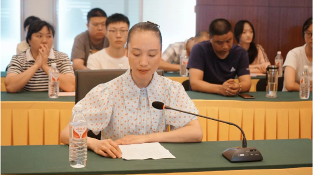 【情系学子 秋送助学】泸州公交集团召开2024年金秋助学座谈会(图4) 微信图片_20240823084820.png
