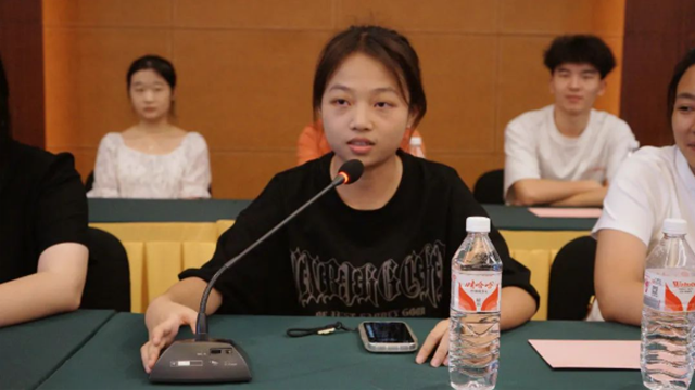 【情系学子 秋送助学】泸州公交集团召开2024年金秋助学座谈会(图5) 微信图片_20240823084826.png
