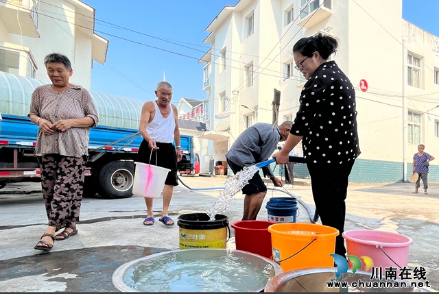 民心守护｜及时水送到家 泸县全力保障群众生活用水需求