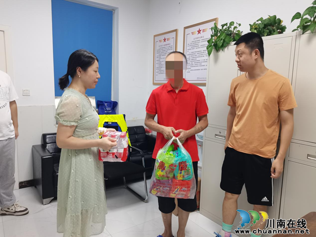 江阳区北城街道报恩塔社区：真情帮扶，关爱刑满释放人员