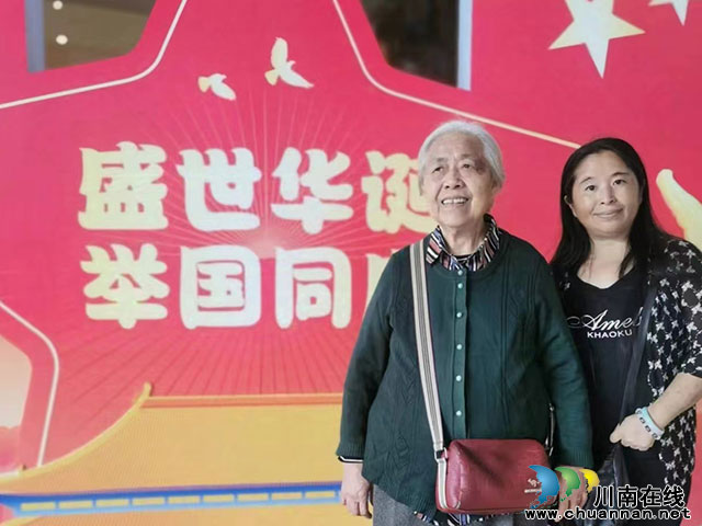 江阳区北城街道开展“醉忆老泸州 畅游新北街”国庆系列文旅活动