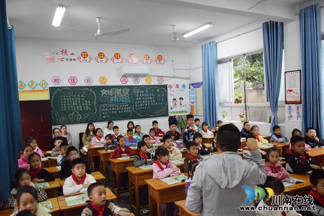 严谨引领，卓越启程｜叙永县教研室对叙永镇银顶小学开展教学视导