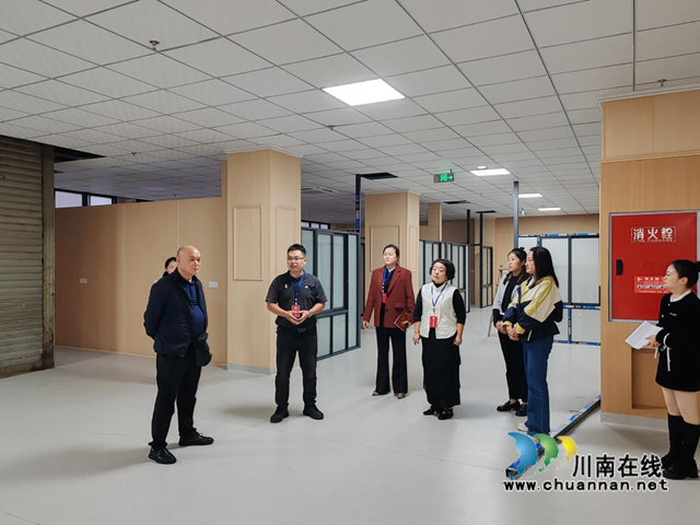 江阳区北城街道人大工委开展建设社区康养中心调研活动