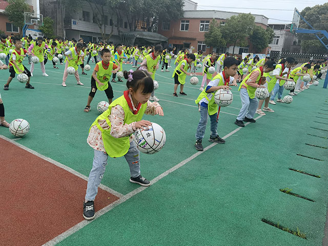 泸州市教育和体育局:要求中小学保障学生课间活动时间(图2) 2.jpg