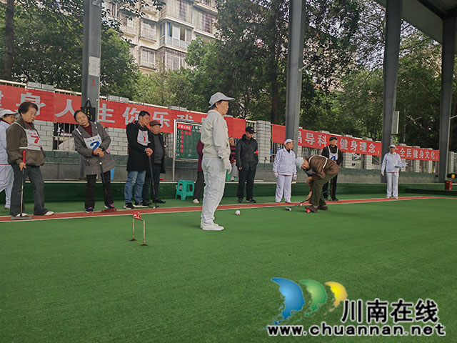 泸县第六届“福彩杯”和谐社区门球赛圆满收杆(图4) 泸县门球比赛(曾佐然摄).jpg