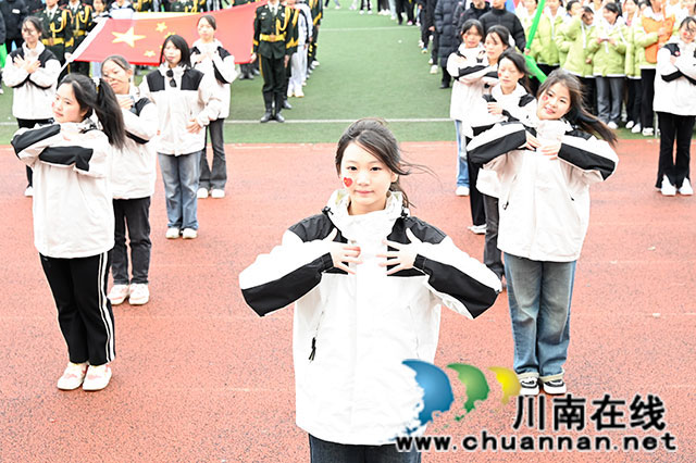 泸县建校2024年“文轩杯”体育节暨第二十九届田径运动会开幕(图10) _DSC8874.jpg