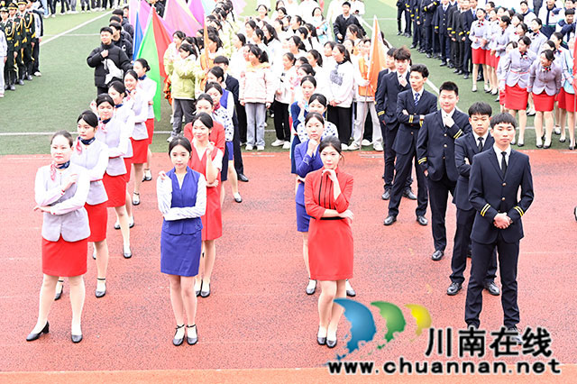 泸县建校2024年“文轩杯”体育节暨第二十九届田径运动会开幕(图8) _DSC8836.jpg