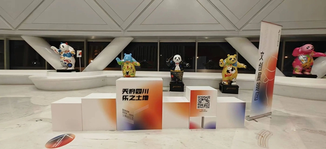 交响浸润 成就美好 | 泸州这个学校合唱团唱响2025新年音乐会(图2) 2.jpg