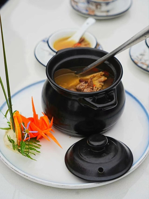 冬至品九味 药香醉酒城 “酒城九味”首届康养药膳大赛和第二届中医药文化集市完美谢幕(图22) 22.jpg