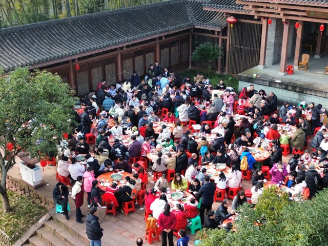 刨猪汤、坝坝宴!蜀南竹海好热闹!(图5) 5.jpg