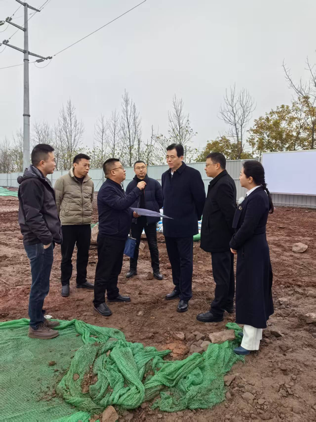 泸州市口岸物流办党组书记李智带队调研督导重点物流项目建设和节前安全生产工作(图2) 口岸2.png