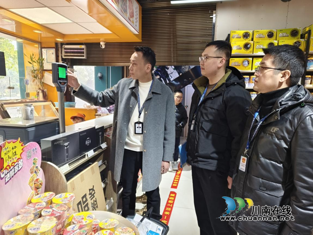 民心守护｜泸县市场监管局开展春节节前计量执法检查