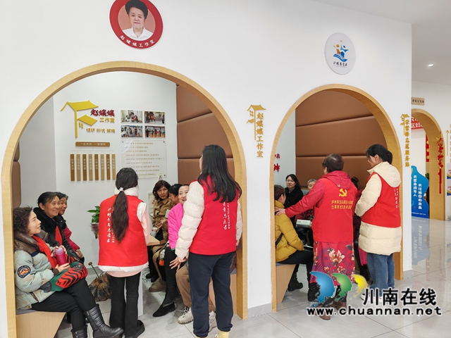 龙马潭区小市街道杜家街社区新时代文明实践站开展“学雷锋•文明实践我行动”活动