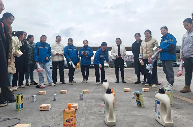 跟党奋进新征程 巾帼建功新时代!泸州公交集团“三八”节系列活动精彩来袭~(图6) 8.jpg