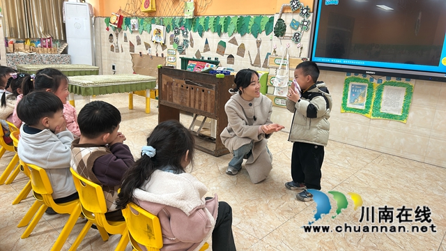 以“练”筑防，安全“童”行｜泸县云龙镇中心幼儿园消防演练活动