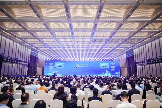 泸州被点名表扬啦！2025年国家物流枢纽建设工作推进会在广州召开 泸州港口型国家物流枢纽建设成效被列举为典型案例