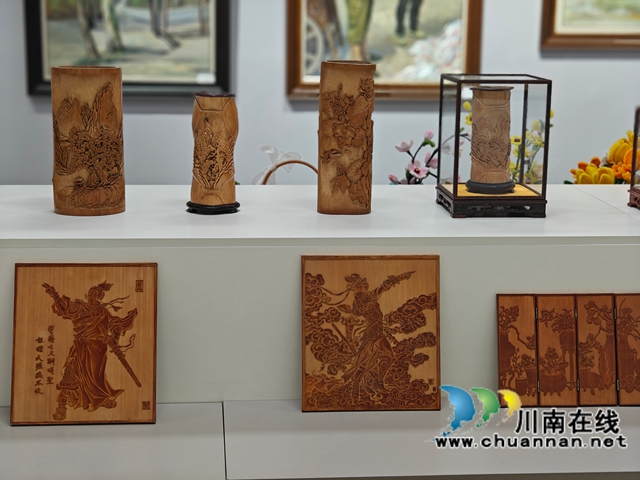 作品展览.jpg