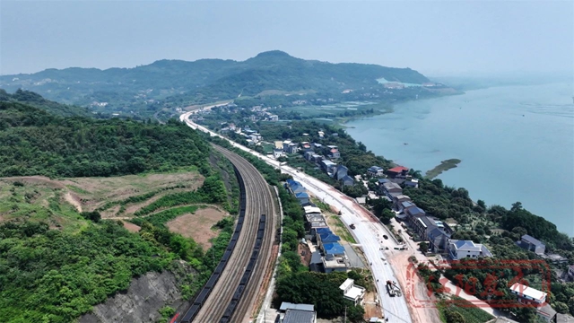 直连成渝!惠及40万群众!这条公路快通车了(图2) 2.jpg