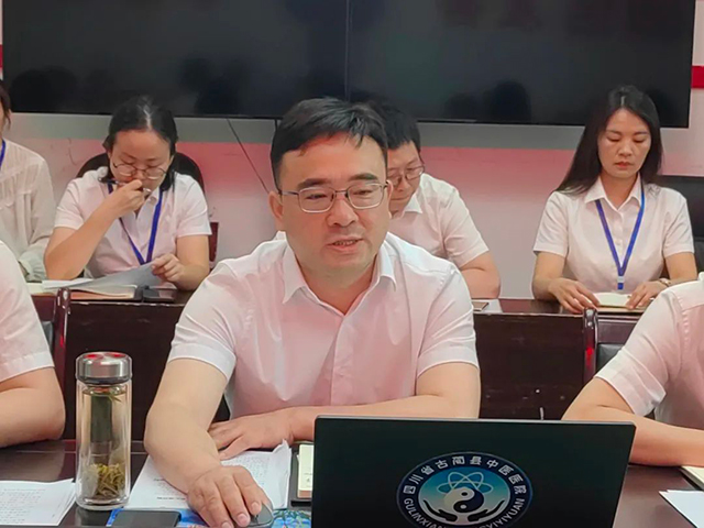 【医院动态】古蔺县医疗保障局领导到古蔺县中医医院调研指导医保工作(图4) 4.jpg