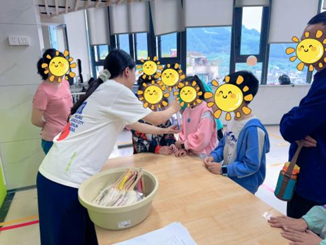 【全国助残日】古蔺县中医医院针灸·康复科开展“粽香悠悠,让爱无碍”为主题的全国助残日活动(图6) 7.jpg