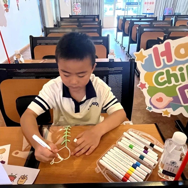 童心飞扬 健康同行 | 泸州福欣医院超甜六一活动全记录!(图25) 25.jpg