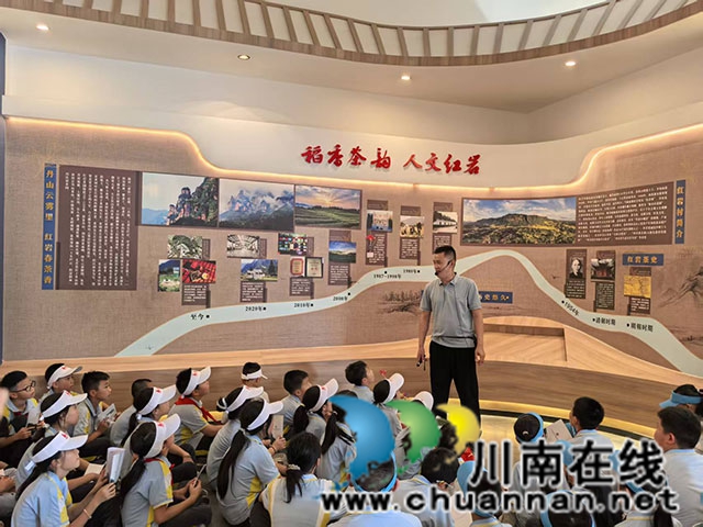 听解说.jpg