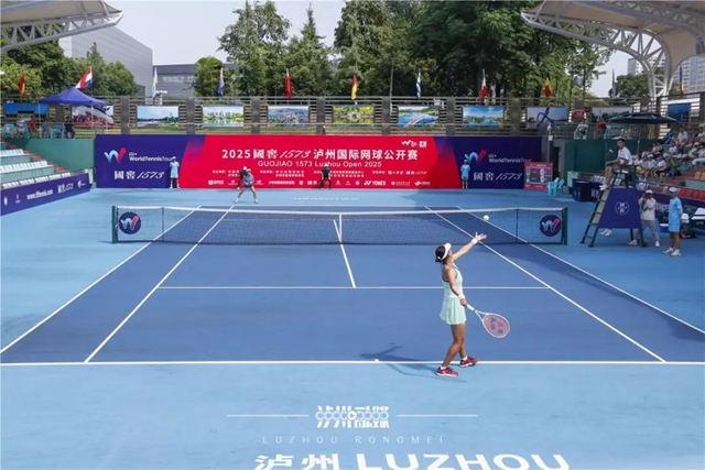网球3.jpg