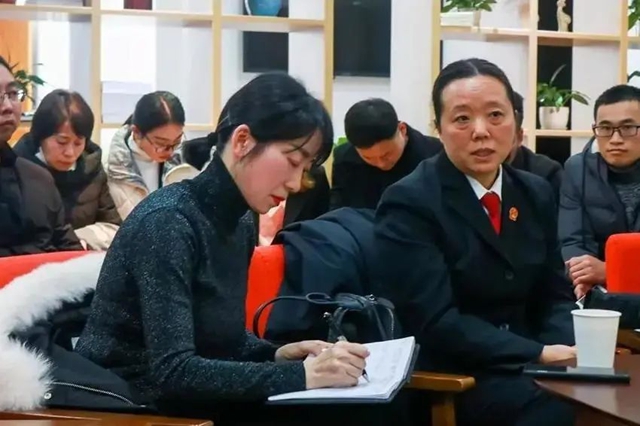 泸法麒麟·司法护企丨龙马潭区法院:法治“良方”让纠纷降了、回款快了(图3) 3.jpg