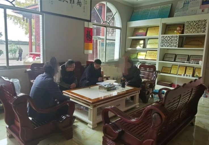 泸法麒麟·龙马“谈”和丨不关厂、不裁员、还清债(图2) 法2.jpg