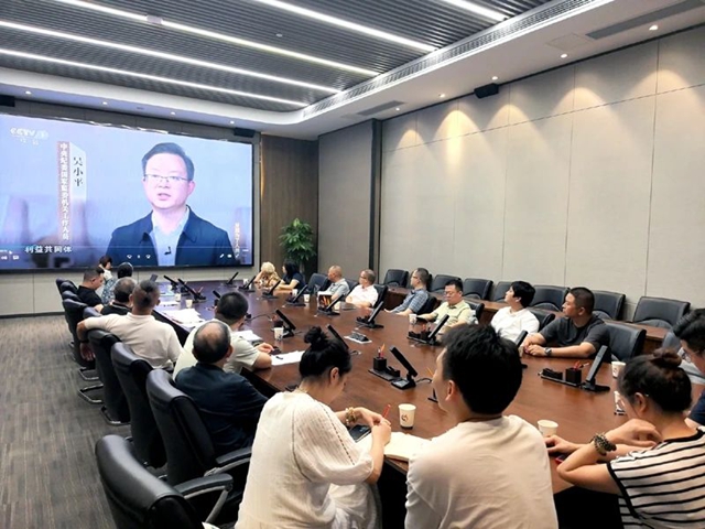 民主2.jpg