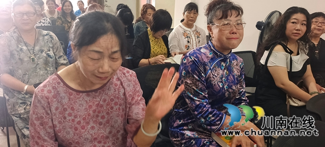 《松花江上》让大家动容（游安绪摄）.jpg
