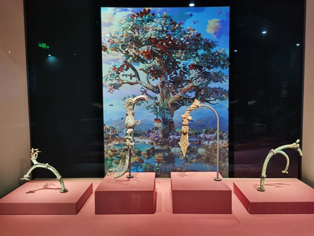 57 件三星堆文物首秀泸州!坐公交便捷出行去观展(图4) 4.jpg