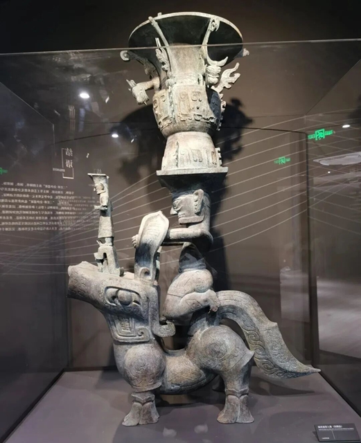 57 件三星堆文物首秀泸州!坐公交便捷出行去观展(图5) 5.jpg