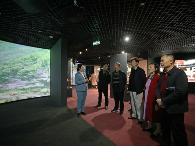 今日重阳丨一课防骗暖桑榆,一行思源话初心(图5) 5.jpg