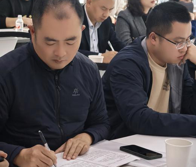 战4.jpg