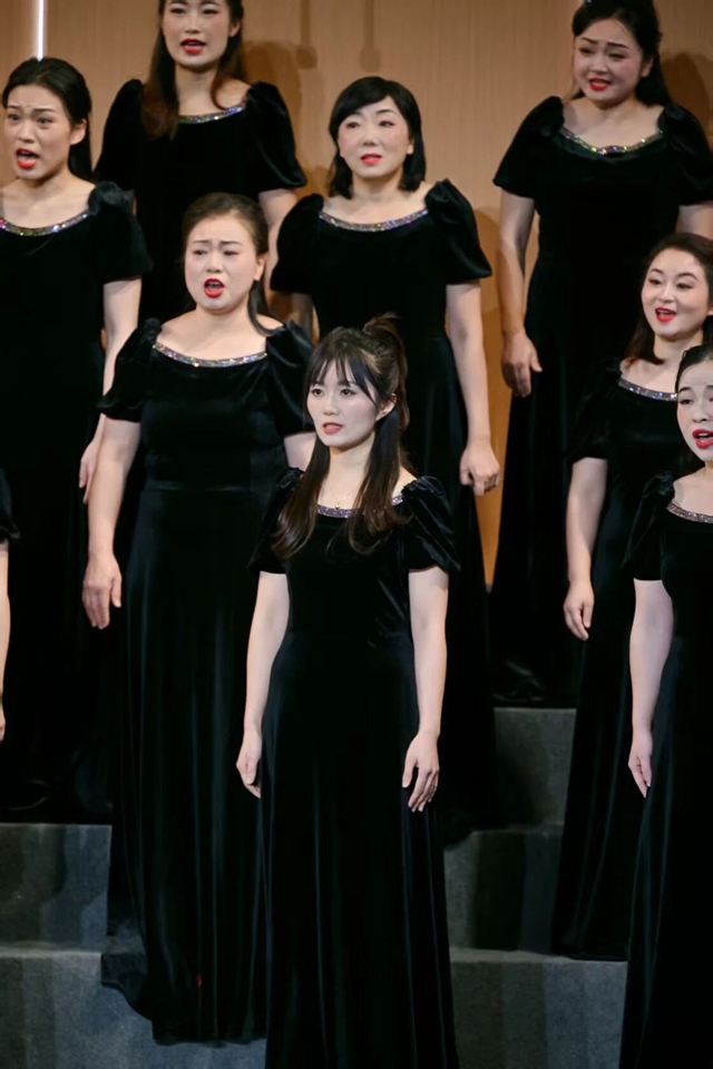 泸州市文化馆青年女子合唱团荣获第四届巴蜀合唱季二等奖(图3) 文3.jpg