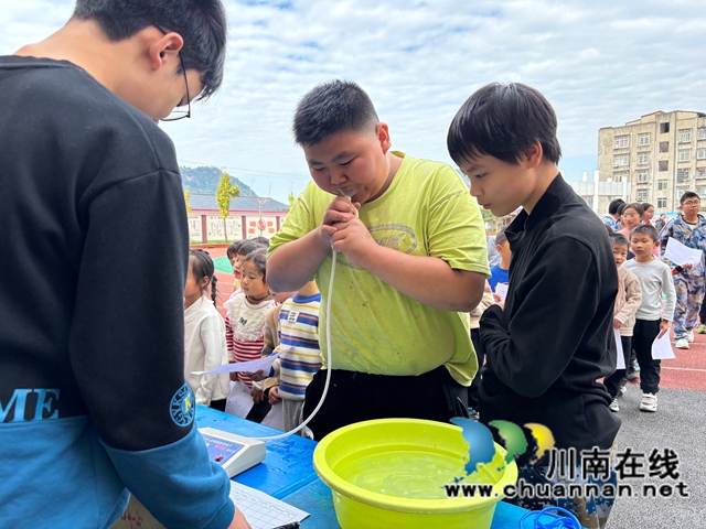 泸县嘉明小学开展学生体质健康检测活动